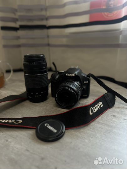 Зеркальный фотоаппарат canon