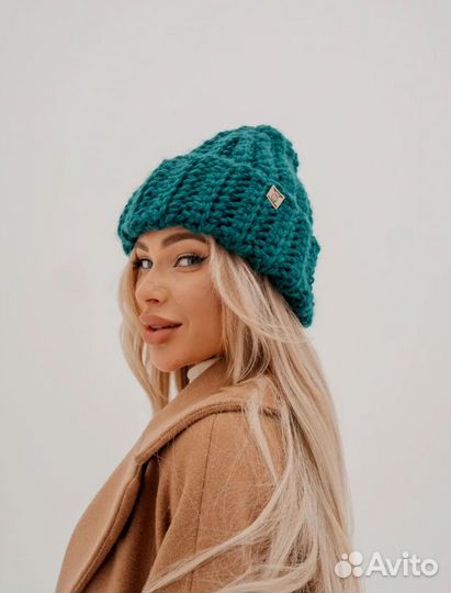Шапка женская вязаная ручная работа