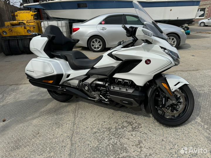 Honda GL1800 tour DCT Honda GoldWing