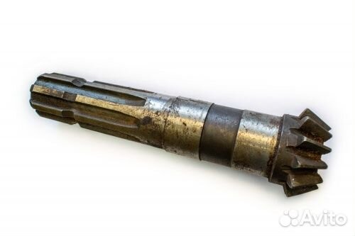 Вал-шестерня редуктора привода щетки Т-25, Т-30