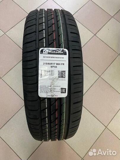 Matador MP 85 Hectorra 4x4 215/60 R17