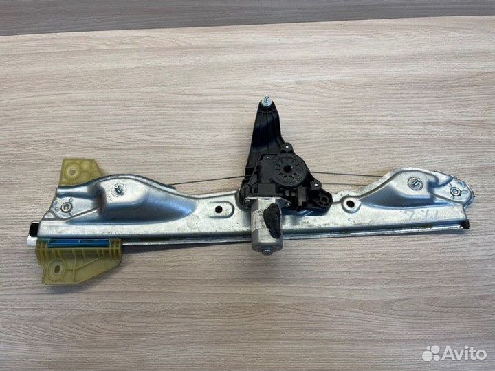 Стеклоподъемник передний левый LADA X-Ray