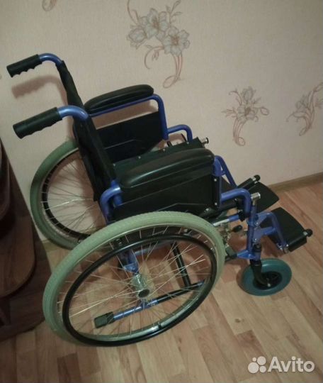 Инвалидная коляска