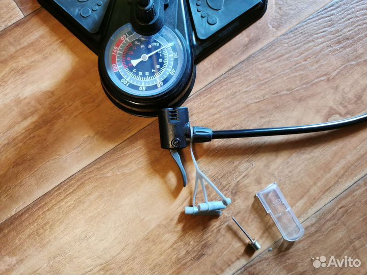 Велосипедный насос с манометром. Новый