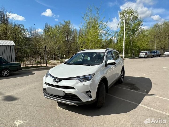 Toyota RAV4 2.5 AT, 2019, 49 000 км