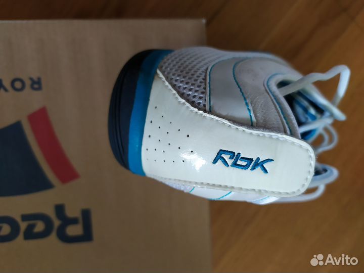 Кроссовки женские Reebok для зала