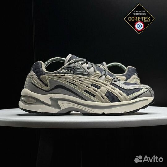 Кроссовки зимние Asics Gel-Preleus gray and white