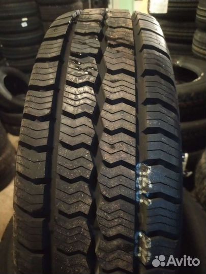 Yokohama BluEarth-Van RY61 205/75 R16