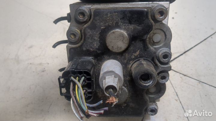 Блок абс, насос Land Rover Discovery 2, 2003