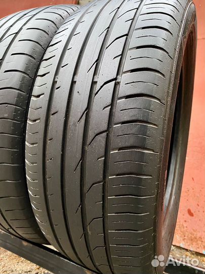 Continental ContiPremiumContact 2 215/55 R17