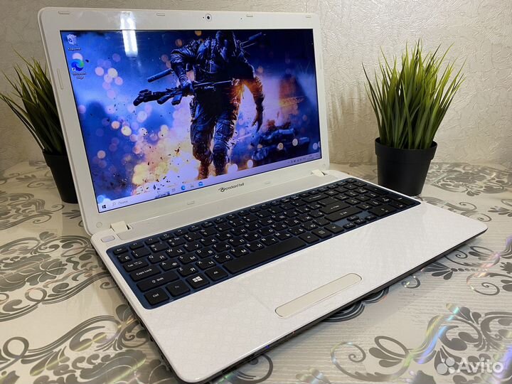 Мощный ноутбук PacardBell 2 видеокарты