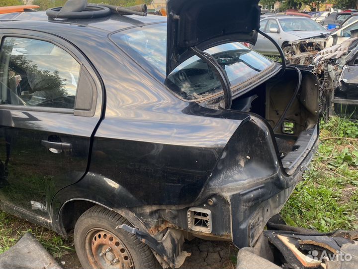 Задняя часть кузова chevrolet aveo т250
