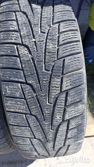 Kumho I'Zen KW31 215/65 R16