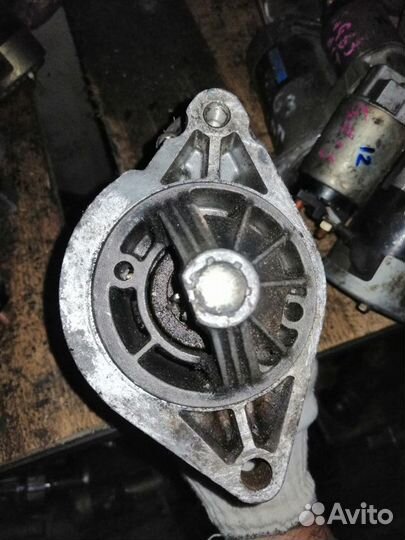 Стартер на jeep grand cherokee WJ ERH 56041012AE