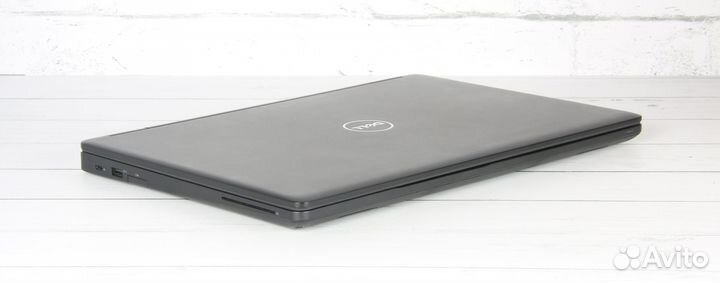 Dell Latitude 5580 i7/16/256/FHD/Geforce 930 MX