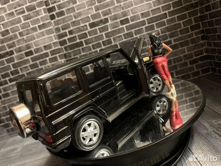 Модель 1/24 Mercedes G500 
