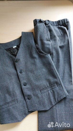 Школьный костюм