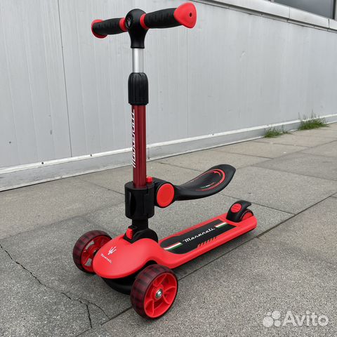 Трехколесный беговел-самокат Maserati с сиденьем