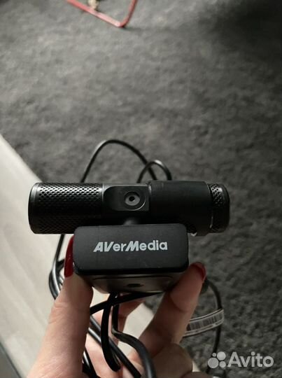 Веб-камера aver media
