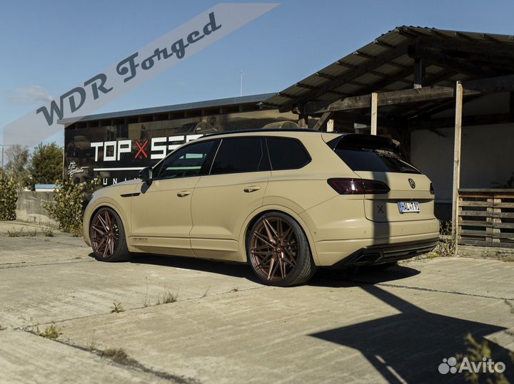 Кованые диски R21 на Volkswagen Touareg