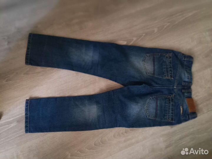 Джинсы