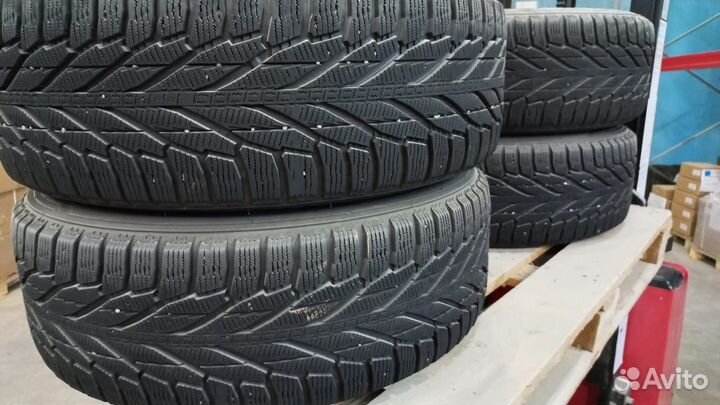 Комплект зимних колес и дисками