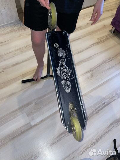 Самокат трюковой