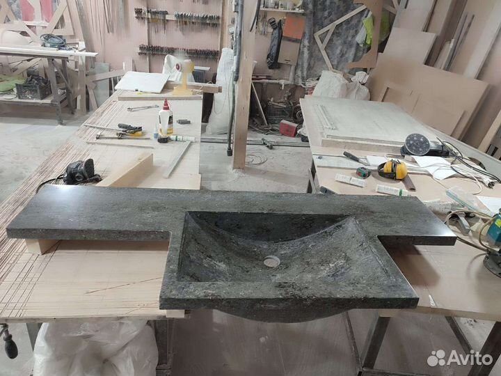 Столешница из искусственного камня