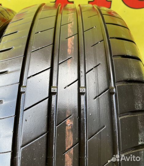 Goodyear EfficientGrip Performance 215/55 R17