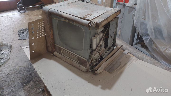 Телевизор Рекорд б СССР 1959