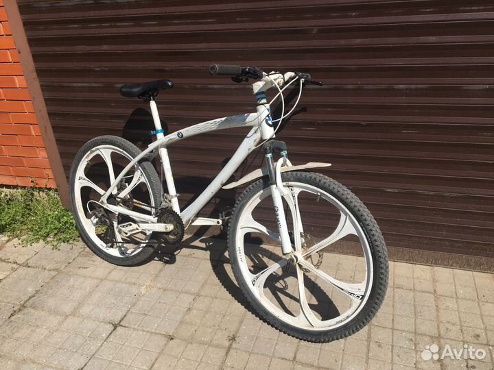 Велосипед бмв