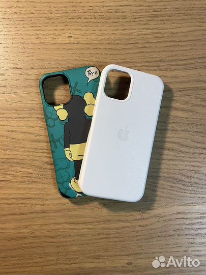 Чехлы на iPhone 12 mini