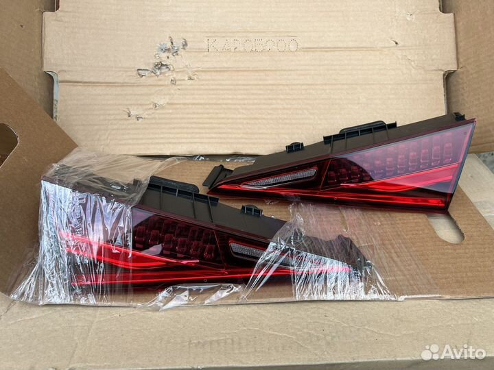 Фонари в крышку багажника w223