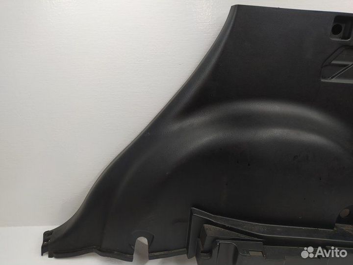 Б/У Б/У Обшивка салона Обшивка багажника, правая