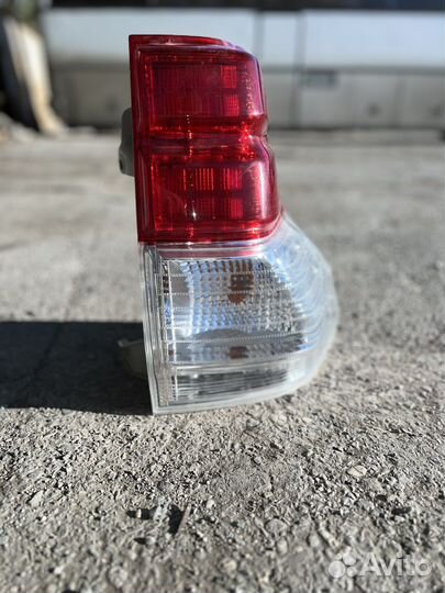 Фонарь задний правый Land Cruiser Prado 2009-2013