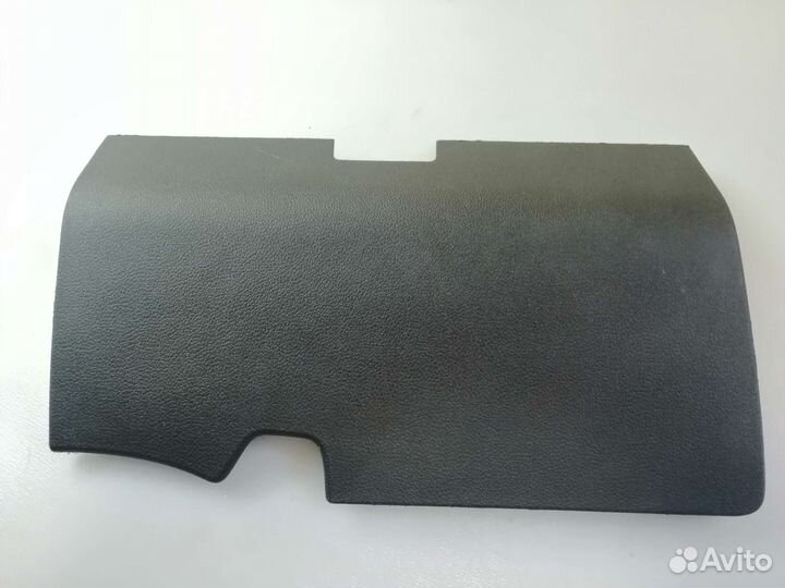 Крышка блока предохранителей салона Skoda Rapid II