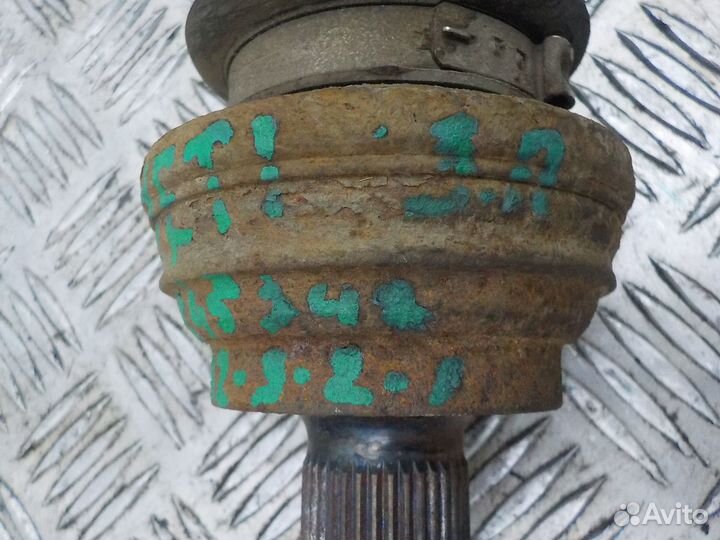 Привод задний правый на Skoda Yeti 1K0501204G