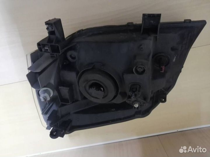 Фара правая Nissan X-Trail (T30) 2001-2006