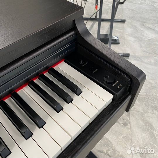 Цифровое пианино Kurzweil M115 SR с банкеткой