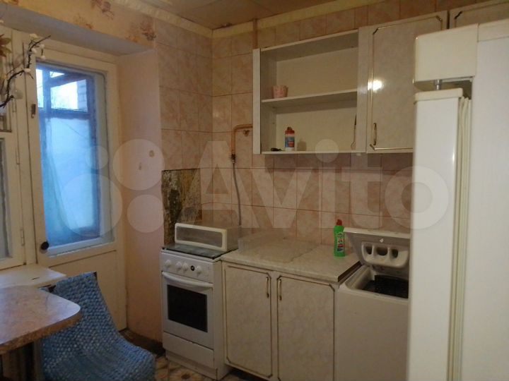 2-к. квартира, 50 м², 1/9 эт.