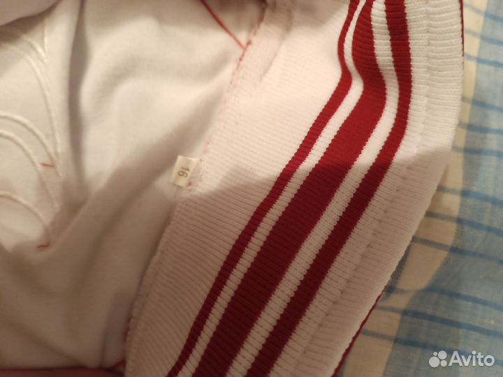 Спортивная кофта р.42