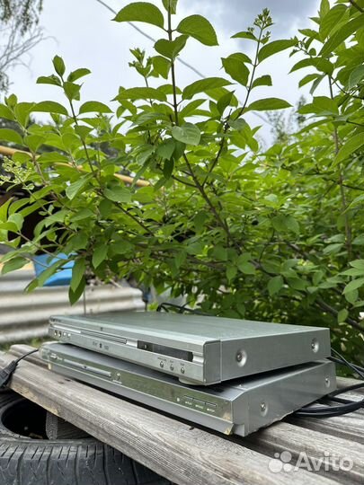 DVD проигрыватели (sast и rolsen)