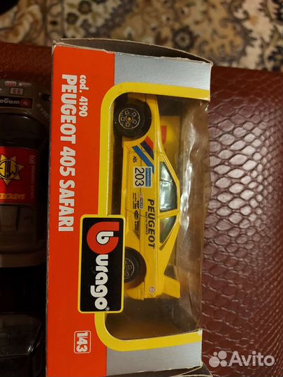 Машинки 1:43 Peugeot 405, Suzuki Vitara, Ferrari