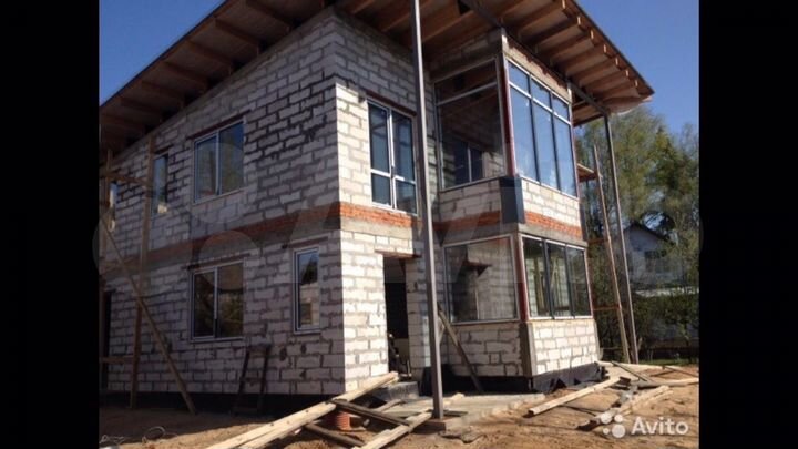 Дом 200 м² на участке 9 сот.