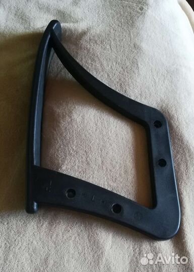 Подлокотник для офисного стула