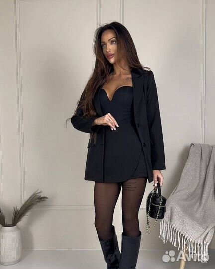 Костюм женский с юбкой