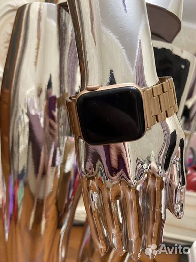 Часы apple watch se 40 mm 2021