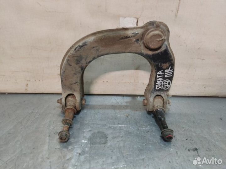 Рычаг подвески верхний передний правый Hyundai