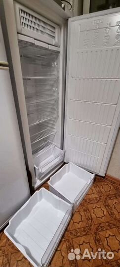 Морозильная камера Indesit