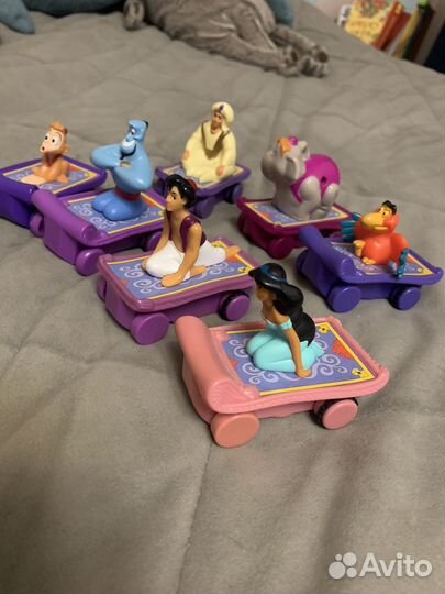 Игрушка машинки от Disney серия Аладдин